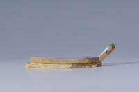 A. 8344
<br/>
Deckeldose
<br/>
<em>Fayencemanufaktur Bayreuth</em>