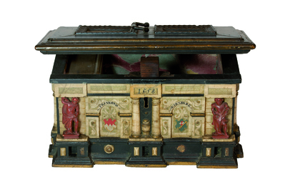 H. 6642
<br/>
Römhilder Kästchen
<br/>
<em></em>