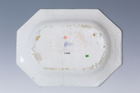 S. 41353
<br/>
Platte mit Chinoiserie
<br/>
<em>Schmidt, Johann Jacob</em>