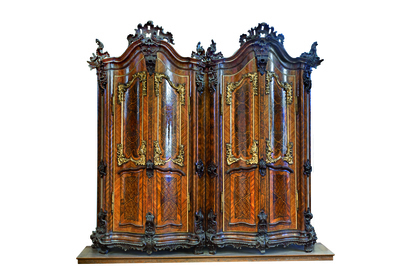 S. 42564
<br/>
Sakristeidoppelschrank
<br/>
<em>Mattern, Carl Maximilian</em>